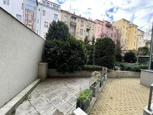 Pronájem bytu 1+kk, Praha - Vršovice, Sevastopolská, 29 m2