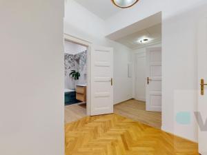 Pronájem bytu 2+kk, Praha - Vokovice, Evropská, 65 m2