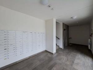 Prodej bytu 1+kk, Praha - Horní Měcholupy, Mantovská, 38 m2