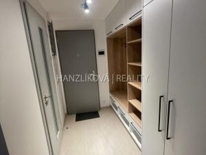 Pronájem bytu 2+kk, České Budějovice, Branišovská, 52 m2