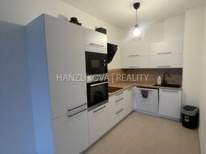 Pronájem bytu 2+kk, České Budějovice, Branišovská, 52 m2