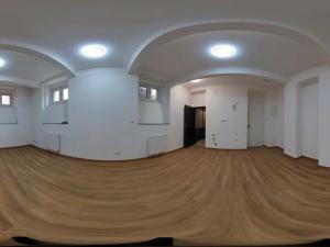 Pronájem bytu 1+kk, Praha - Kobylisy, Střelničná, 32 m2