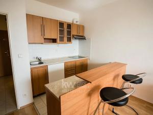 Prodej bytu 1+kk, Roztoky, Najdrova, 35 m2