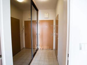 Prodej bytu 1+kk, Roztoky, Najdrova, 35 m2