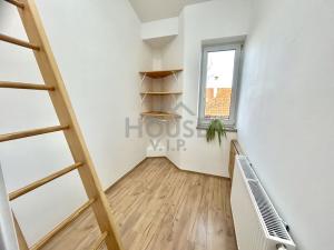 Pronájem bytu 3+1, Praha - Újezd nad Lesy, Oplanská, 75 m2