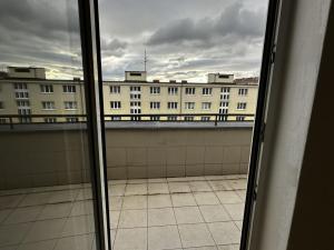 Pronájem bytu 1+kk, Praha - Vršovice, Vršovická, 51 m2