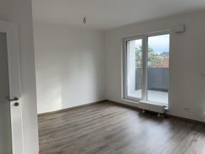 Pronájem bytu 1+kk, Praha, 39 m2