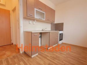 Pronájem bytu 1+kk, Karviná - Hranice, Slovenská, 30 m2