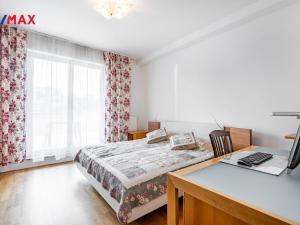 Prodej bytu 3+kk, Karlovy Vary, Jateční, 96 m2