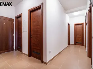 Prodej bytu 3+kk, Karlovy Vary, Jateční, 96 m2