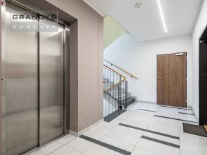 Prodej bytu 3+kk, Praha - Horní Měcholupy, Padovská, 101 m2