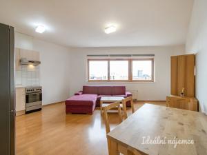 Pronájem bytu 2+kk, Praha - Krč, Panuškova, 69 m2