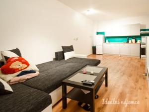 Pronájem bytu 1+kk, Moravany, Jabloňová, 36 m2