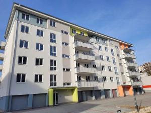 Pronájem bytu 1+kk, Uherské Hradiště, Zahrádky, 36 m2