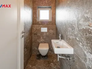 Prodej rodinného domu, Jenišov - Pod Rohem, Horská, 178 m2