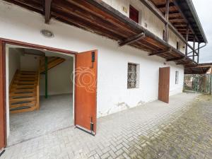 Pronájem obchodního prostoru, Český Krumlov - Domoradice, Za Jitonou, 300 m2