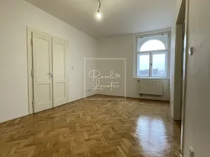 Pronájem bytu 3+1, Praha - Holešovice, Bubenské nábřeží, 84 m2