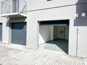 Prodej bytu 2+kk, Praha - Černý Most, Bryksova, 46 m2