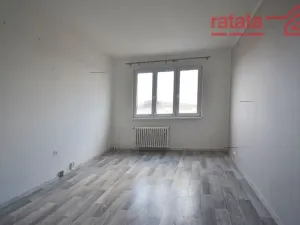 Pronájem bytu 2+1, Kadaň, Chomutovská, 53 m2