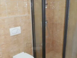 Pronájem bytu 2+kk, Český Krumlov - Plešivec, 5. května, 39 m2