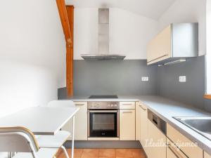 Pronájem bytu 2+kk, Praha - Vinohrady, Na Folimance, 77 m2