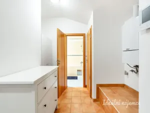Pronájem bytu 2+kk, Praha - Vinohrady, Na Folimance, 77 m2