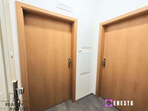 Pronájem bytu 2+1, Praha - Nusle, náměstí Generála Kutlvašra, 54 m2