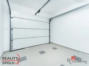 Prodej rodinného domu, Ořech, Východní, 161 m2