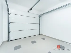 Prodej rodinného domu, Ořech, 161 m2