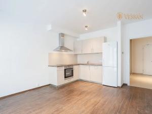 Prodej bytu 2+kk, Praha - Karlín, Sokolovská, 54 m2