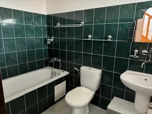 Prodej bytu 3+kk, Štěnovice, Skalní, 76 m2