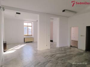 Pronájem kanceláře, Přibyslav, Bechyňovo náměstí, 85 m2