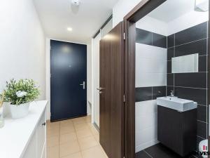 Prodej bytu 2+kk, Praha - Miškovice, Vrátenská, 58 m2