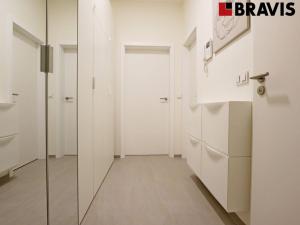 Pronájem bytu 1+kk, Brno - Sadová, Kumpoštova, 32 m2