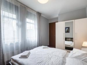 Pronájem bytu 3+kk, Praha - Nové Město, Horská, 71 m2