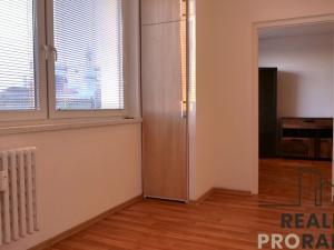 Prodej bytu 3+1, Hodonín, Sadová, 72 m2