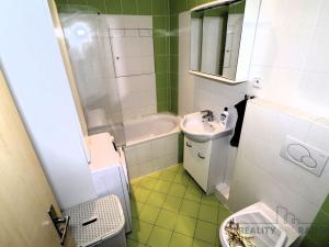 Pronájem bytu 2+kk, Brno - Líšeň, Sedláčkova, 48 m2