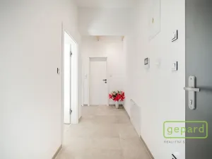Prodej bytu 3+kk, Praha - Bohnice, V Zámcích, 92 m2