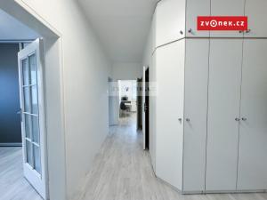 Pronájem bytu 3+1, Zlín, Benešovo nábřeží, 68 m2