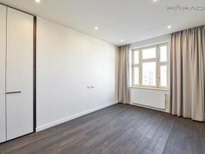 Pronájem bytu 4+1, Praha - Vinohrady, náměstí Jiřího z Poděbrad, 142 m2