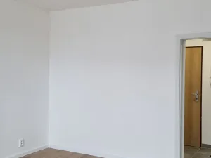 Pronájem bytu 3+1, Praha - Hlubočepy, Lamačova, 69 m2