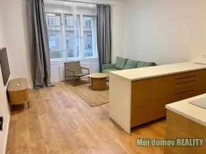 Pronájem bytu 2+kk, Praha - Dejvice, Zikova, 69 m2