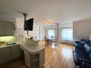 Prodej bytu 4+kk, Karlovy Vary, Sadová, 94 m2