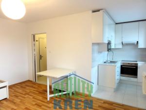 Pronájem bytu 1+kk, Praha - Prosek, Veltruská, 34 m2