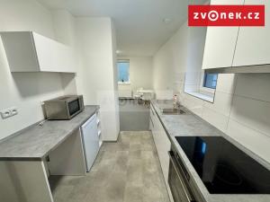 Pronájem bytu 2+kk, Zlín, L. Váchy, 50 m2