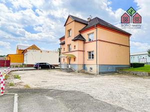 Prodej obchodního prostoru, Bílina, Náměstí, 411 m2