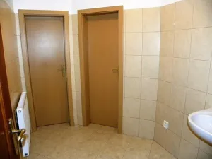 Pronájem obchodního prostoru, Jihlava, Komenského, 57 m2