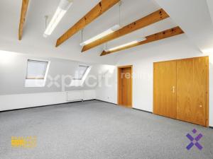 Pronájem obchodního prostoru, Zlín, třída Tomáše Bati, 142 m2