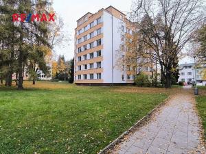 Prodej bytu 3+1, Praha - Kobylisy, Kubíkova, 62 m2