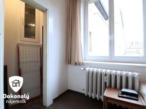 Pronájem bytu 2+kk, Praha - Hradčany, Pod baštami, 51 m2